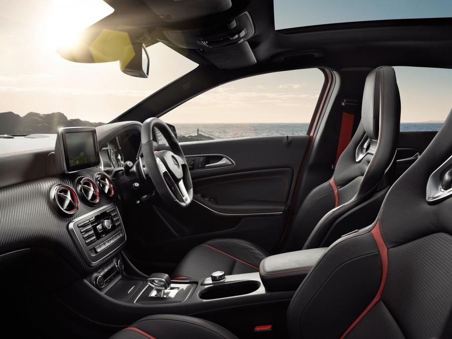  Mercedes-Benz A45 AMG Edition 1 2013 года  (AU) (фото 6 из 30)